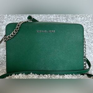 Michael Kors Jet Set Crossbody Bag